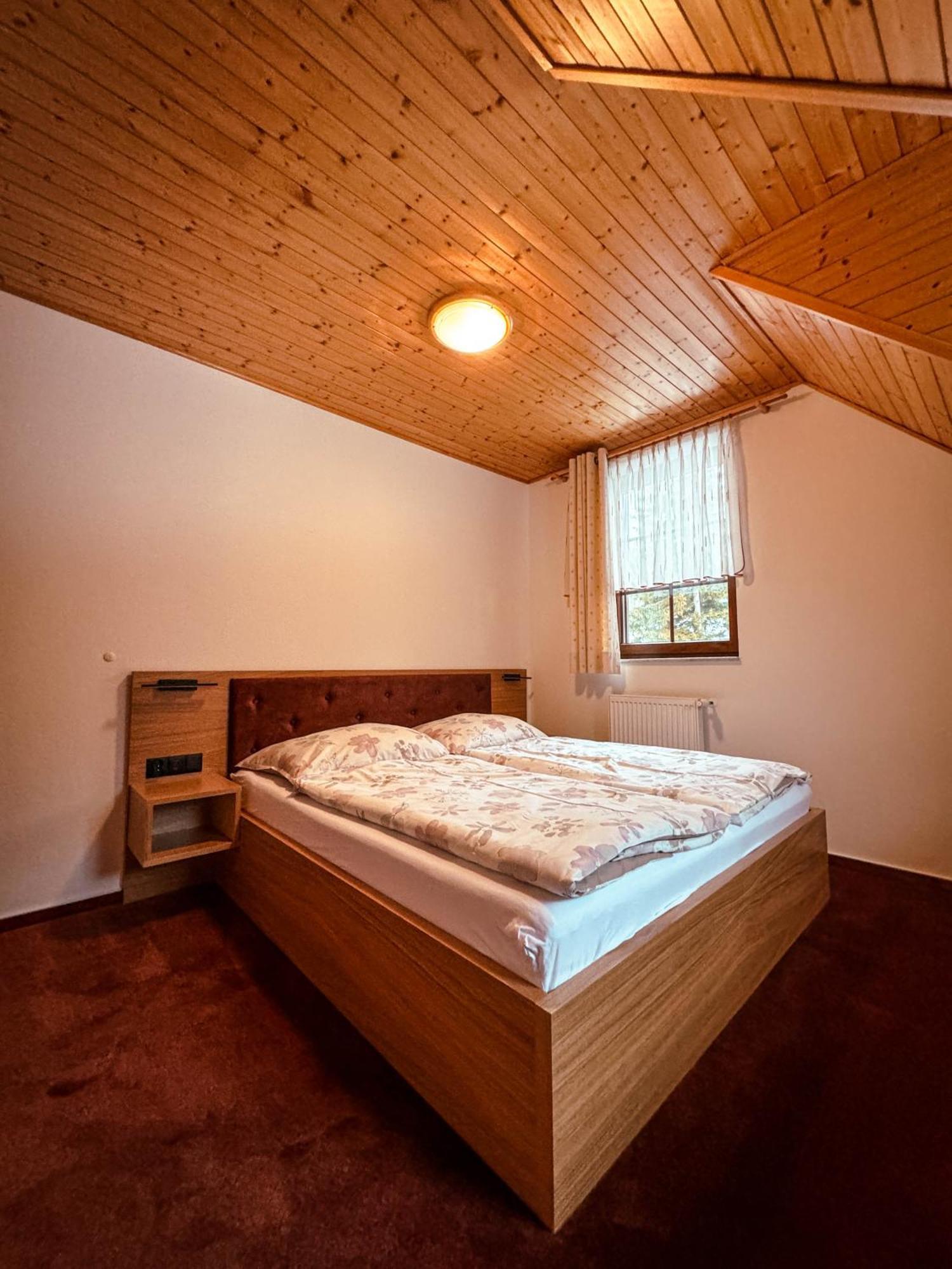 Apartmany Kolb Ramzova Ostružná エクステリア 写真