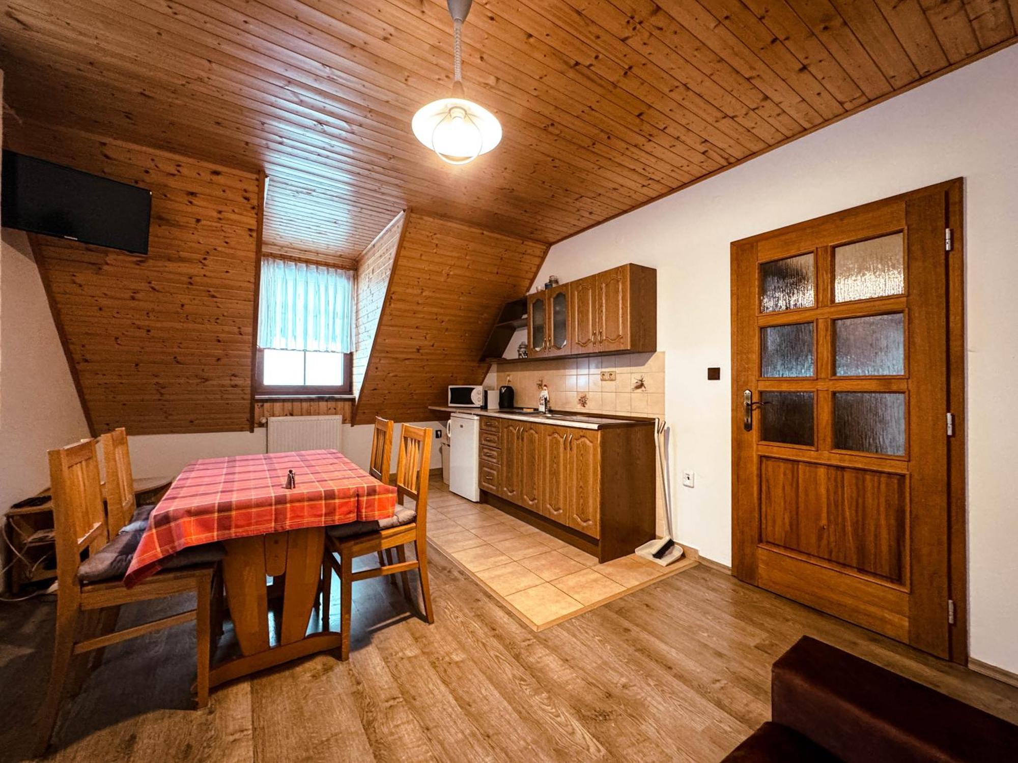 Apartmany Kolb Ramzova Ostružná エクステリア 写真